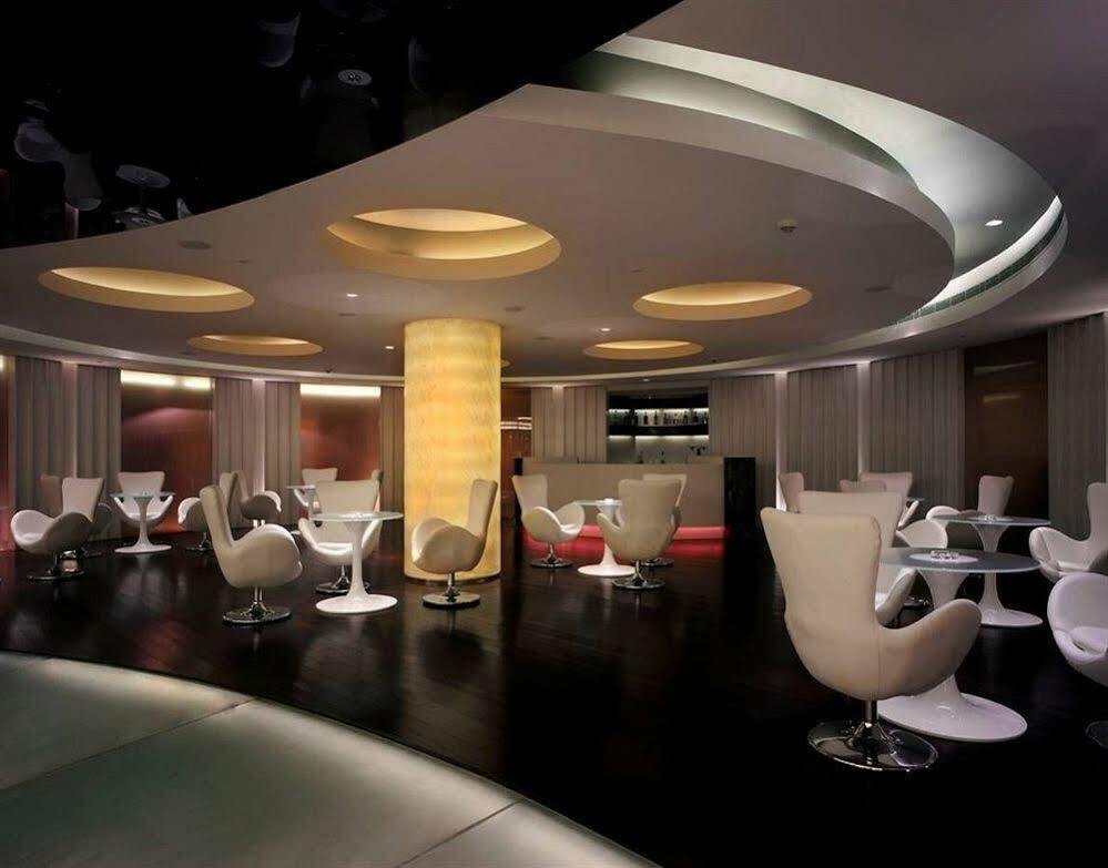 Galaxy Hotel & Spa Гургаон Екстериор снимка