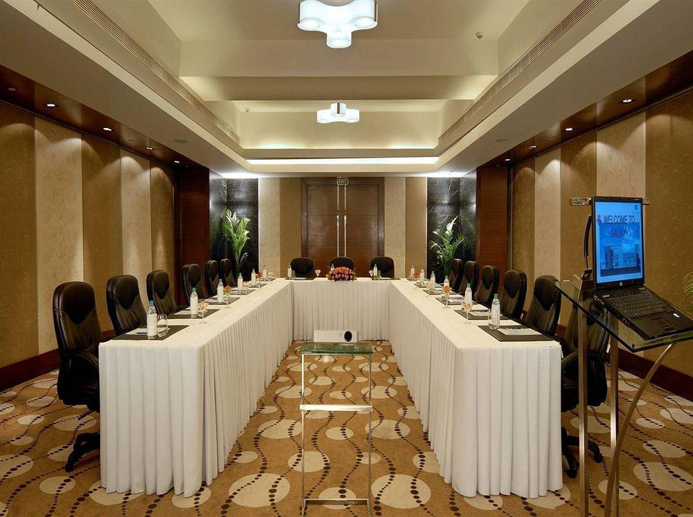 Galaxy Hotel & Spa Гургаон Екстериор снимка