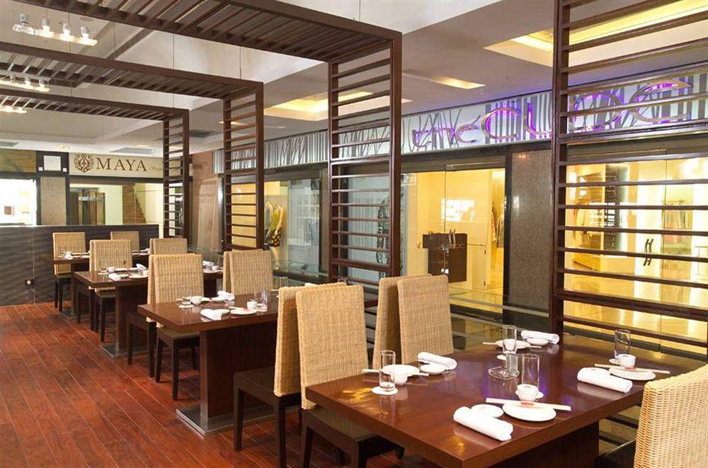 Galaxy Hotel & Spa Гургаон Екстериор снимка
